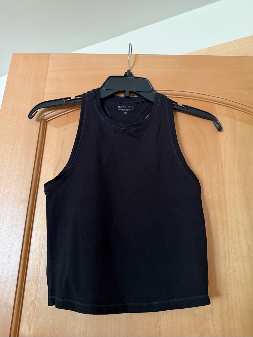 Athleta Black Racerback Crop XS - Picture 1 of 2
